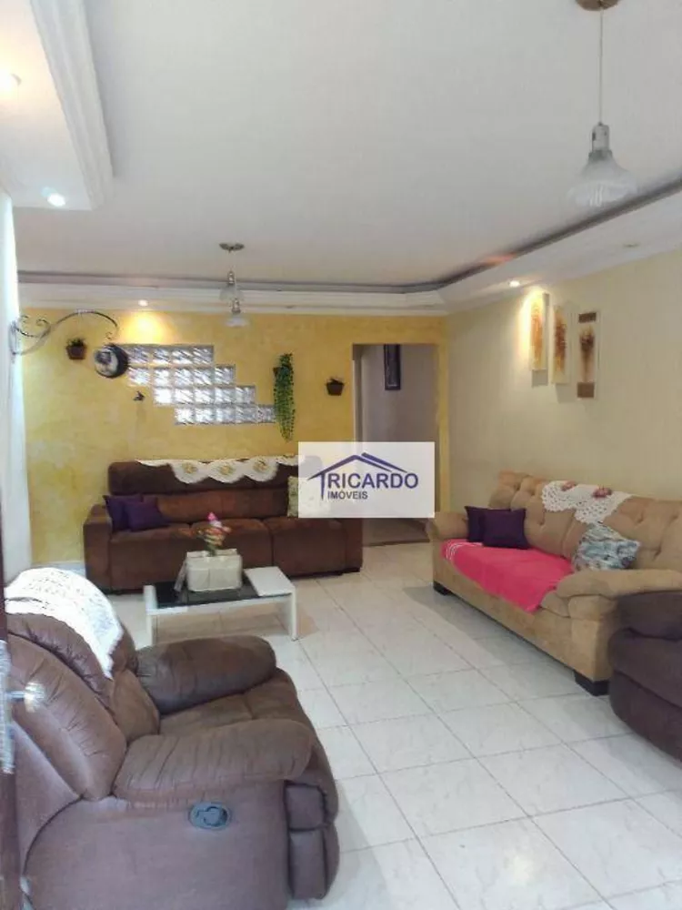 Casa, 3 quartos, 200 m² - Foto 6