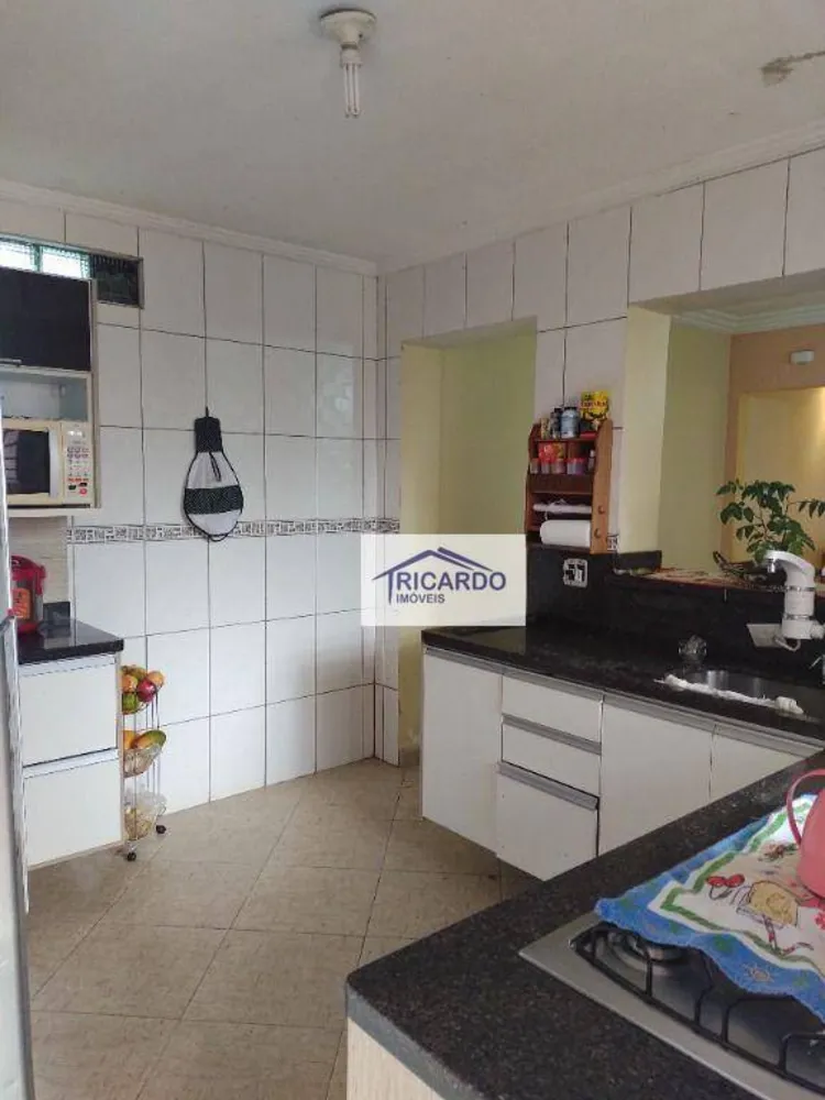 Casa, 3 quartos, 200 m² - Foto 2