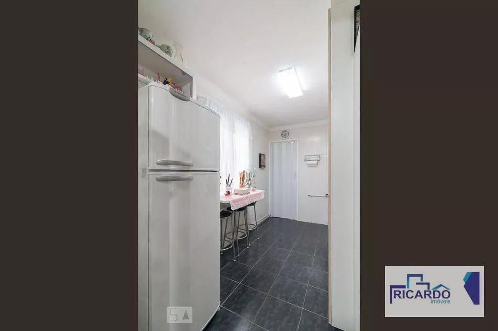 Apartamento à venda com 2 quartos, 60m² - Foto 12