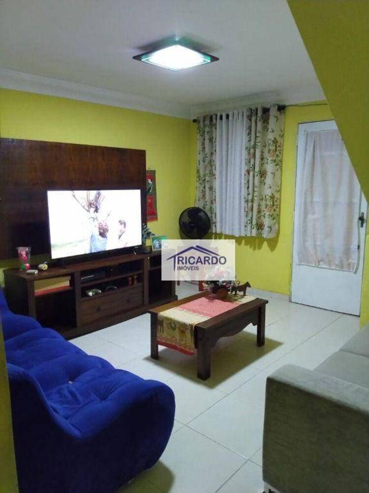 Sobrado à venda com 2 quartos, 82m² - Foto 1