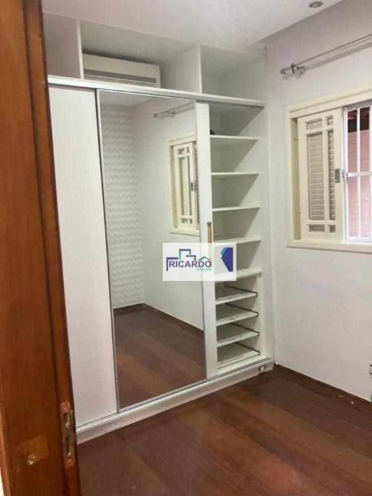 Casa, 3 quartos, 250 m² - Foto 2