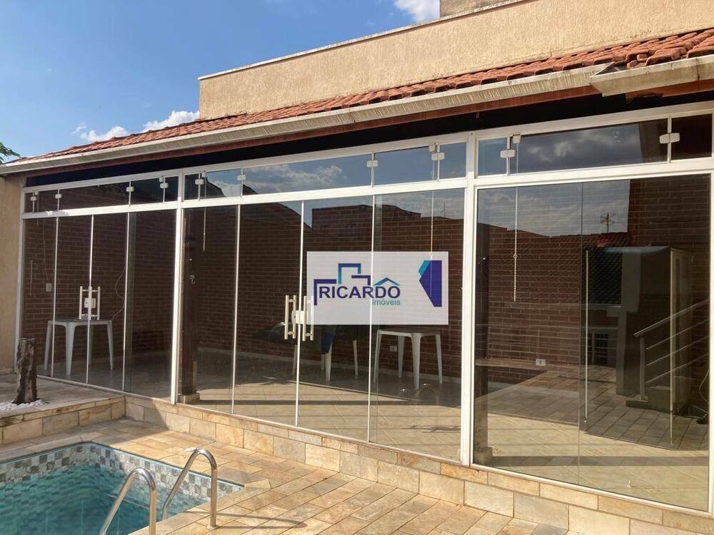 Casa à venda com 3 quartos, 250m² - Foto 6
