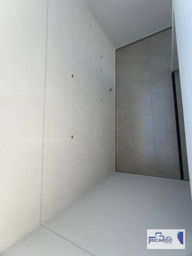 Sobrado à venda com 3 quartos, 160m² - Foto 1