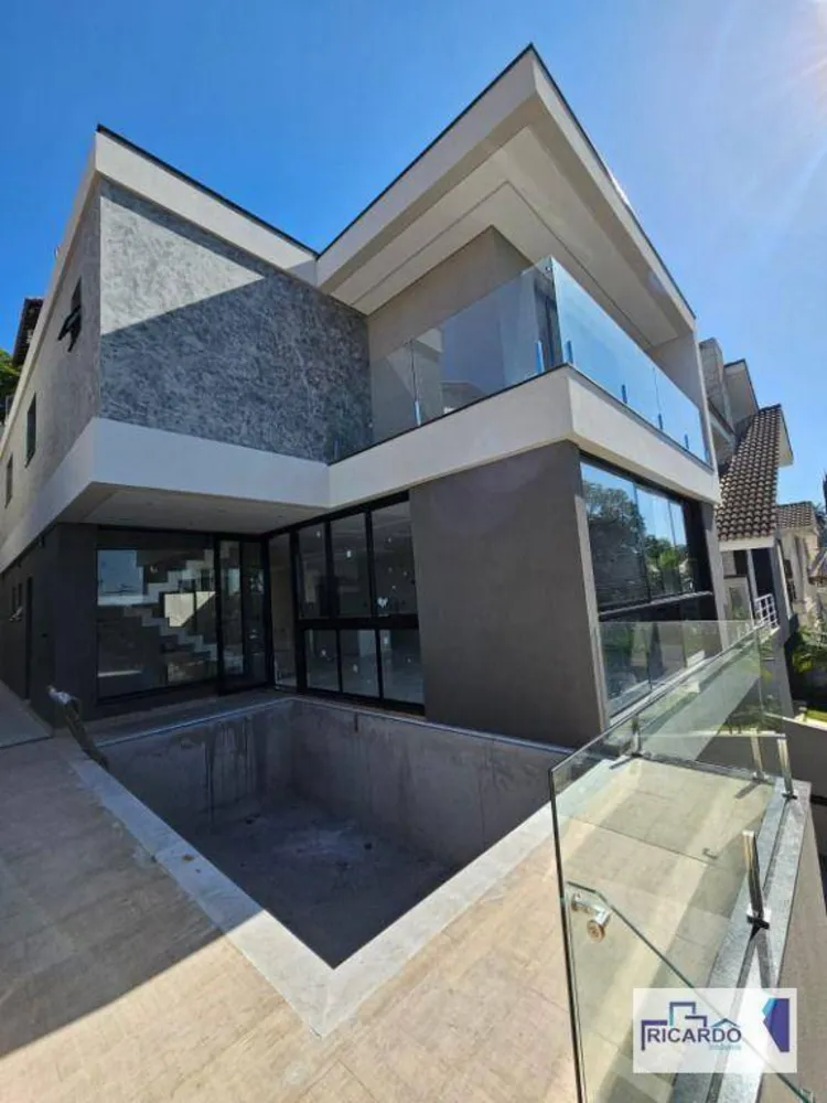 Sobrado, 4 quartos, 320 m² - Foto 1
