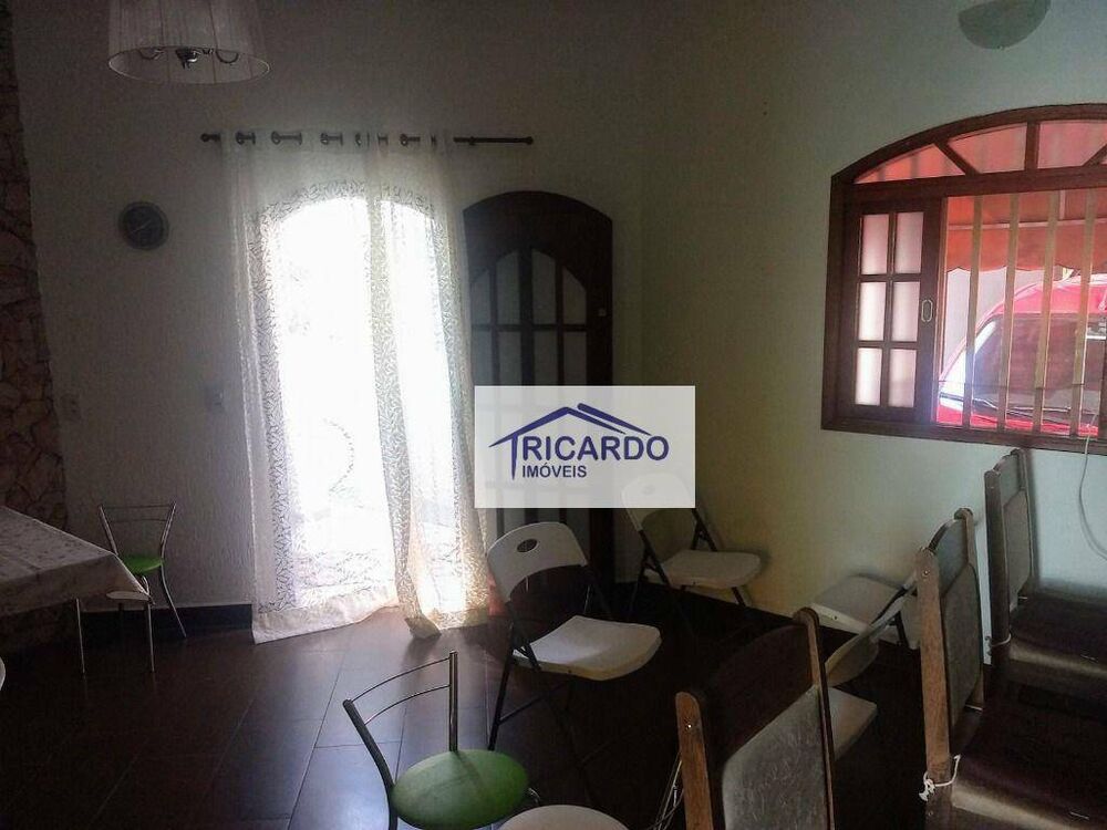 Sobrado para alugar com 4 quartos, 270m² - Foto 3