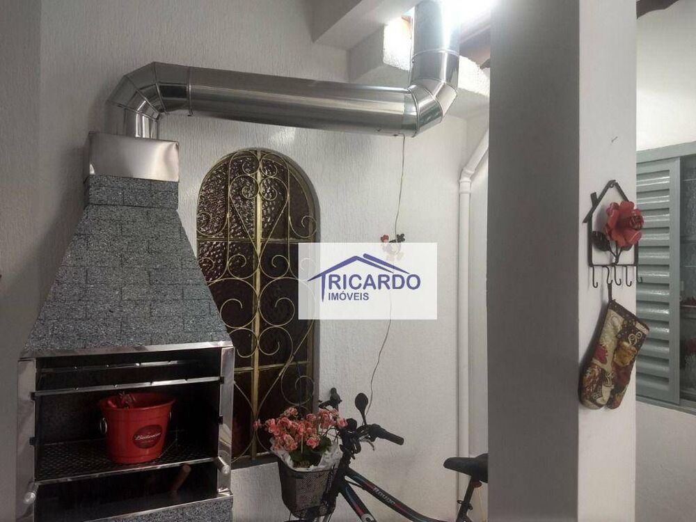 Sobrado para alugar com 4 quartos, 270m² - Foto 6