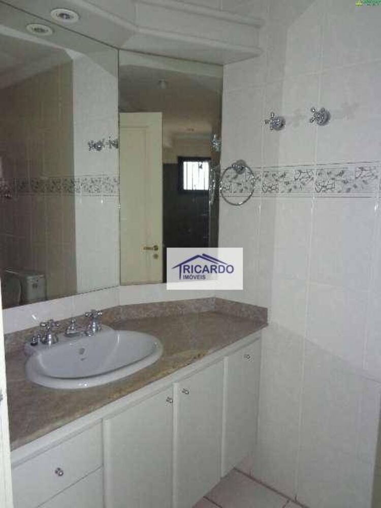 Apartamento à venda e aluguel com 3 quartos, 210m² - Foto 11