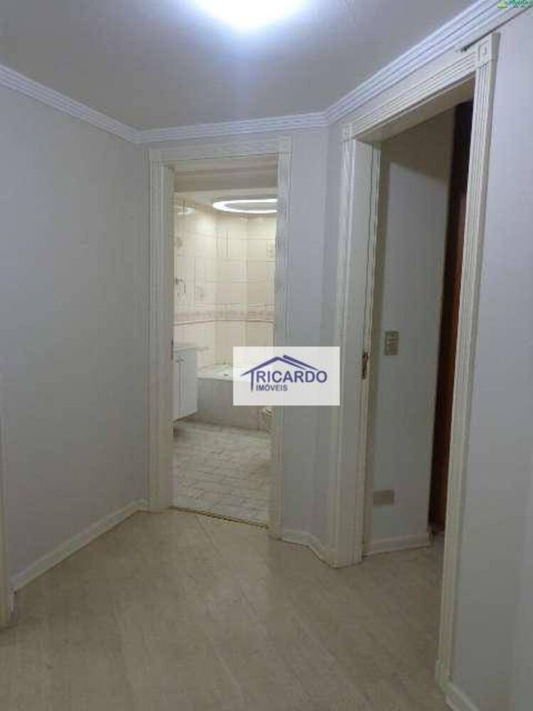 Apartamento à venda e aluguel com 3 quartos, 210m² - Foto 5