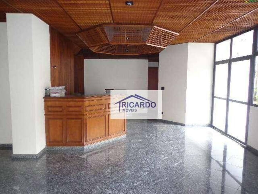 Apartamento à venda e aluguel com 3 quartos, 210m² - Foto 3