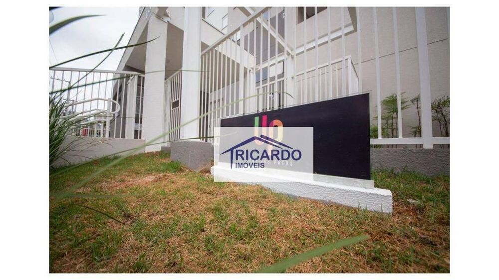 Apartamento à venda com 2 quartos, 42m² - Foto 4