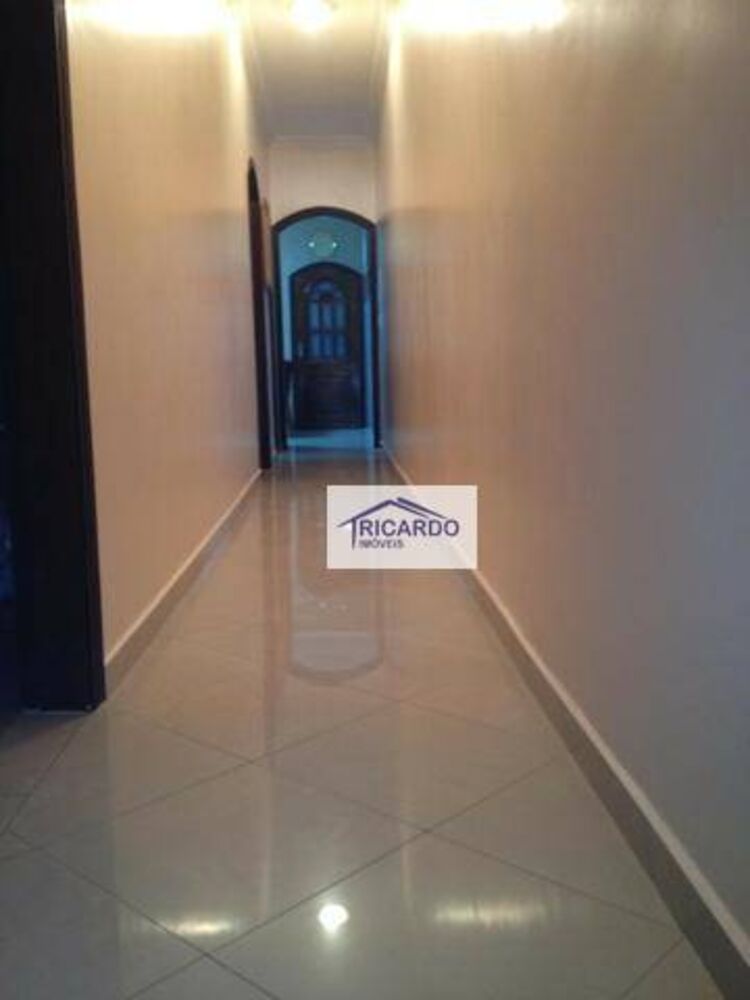 Sobrado, 3 quartos, 180 m² - Foto 2