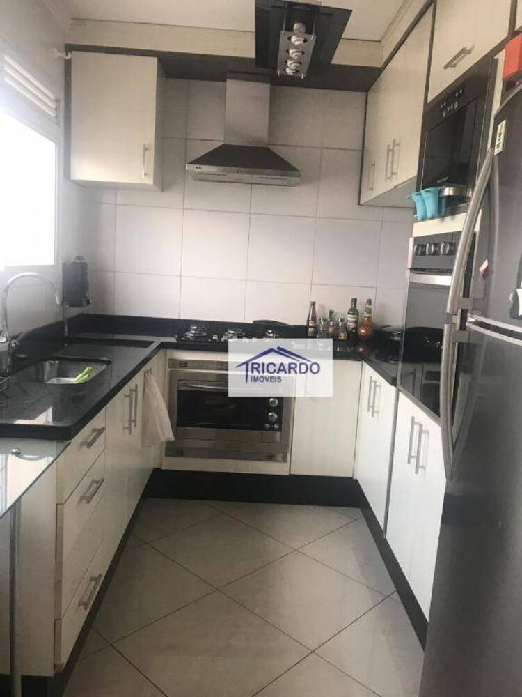Apartamento, 3 quartos, 100 m² - Foto 1