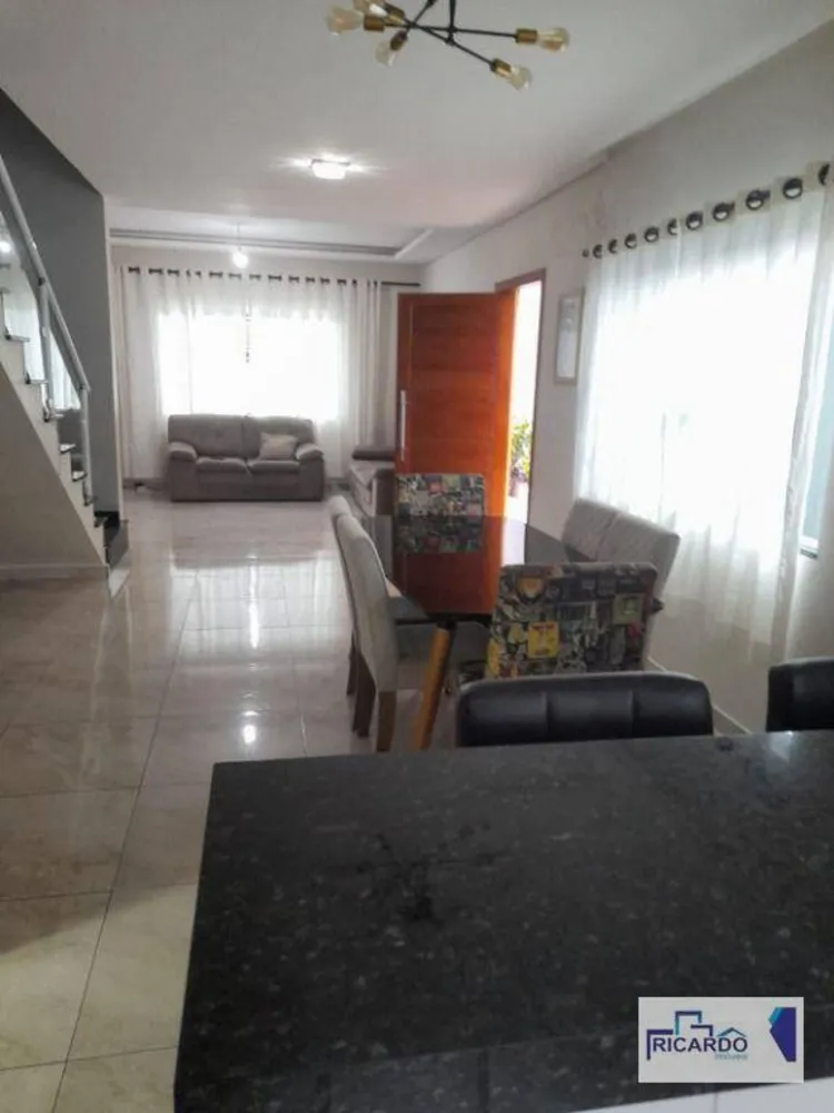 Sobrado, 3 quartos, 176 m² - Foto 2