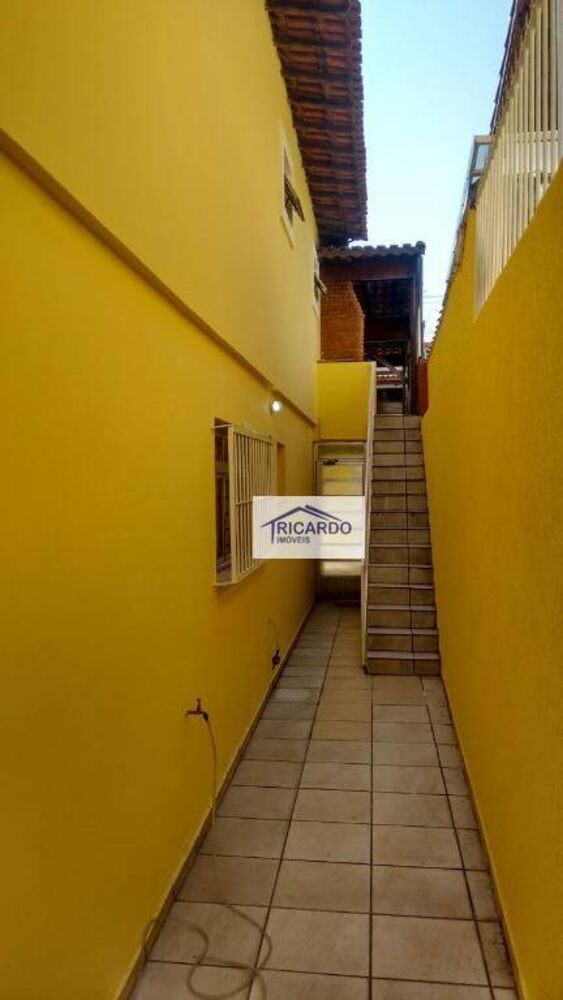 Sobrado, 3 quartos, 263 m² - Foto 1