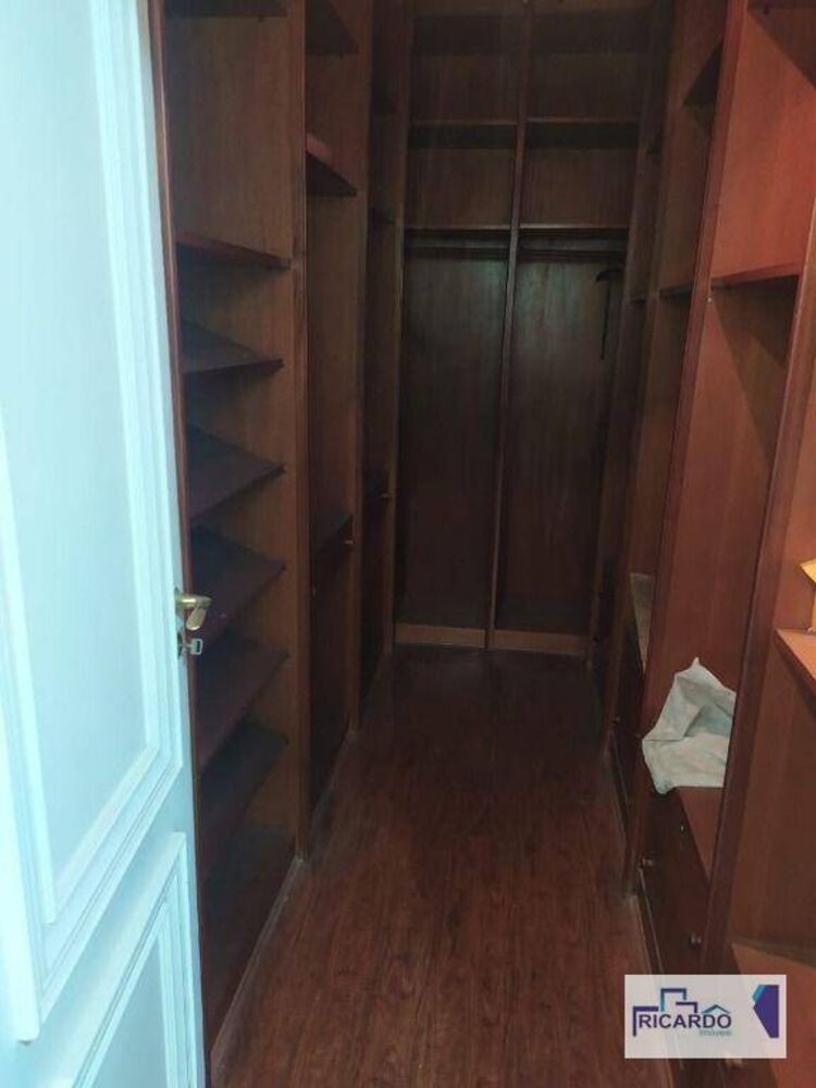 Apartamento, 3 quartos, 210 m² - Foto 2