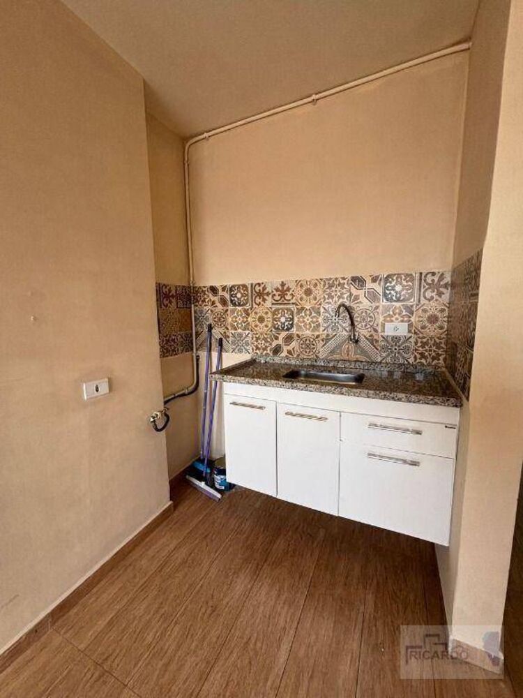 Apartamento para alugar com 1 quarto, 28m² - Foto 4