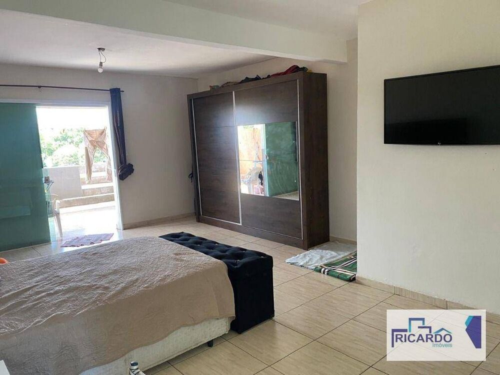 Sobrado à venda com 3 quartos, 250m² - Foto 3