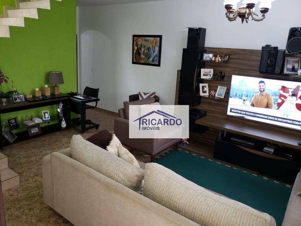 Sobrado, 4 quartos, 240 m² - Foto 3