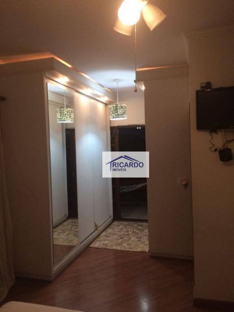 Sobrado, 3 quartos, 200 m² - Foto 4