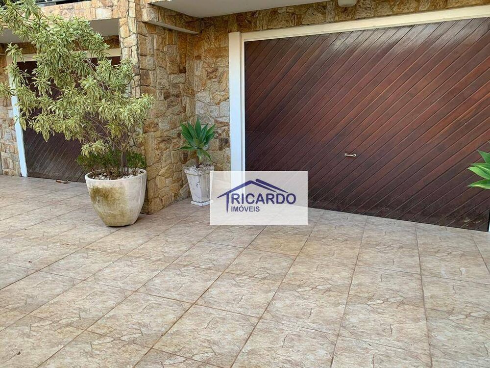 Sobrado, 4 quartos, 600 m² - Foto 8