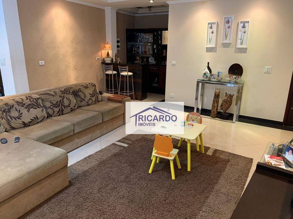 Sobrado, 4 quartos, 600 m² - Foto 1