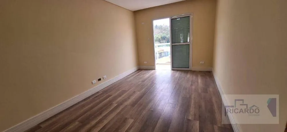Sobrado, 4 quartos, 277 m² - Foto 9