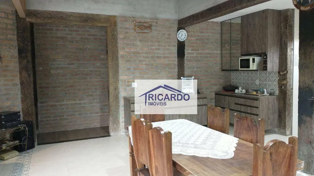 Chácara, 3 quartos, 1000 m² - Foto 2