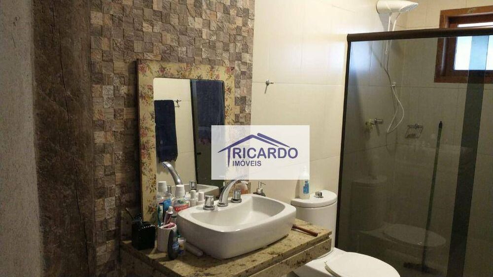 Chácara à venda com 3 quartos, 260m² - Foto 6
