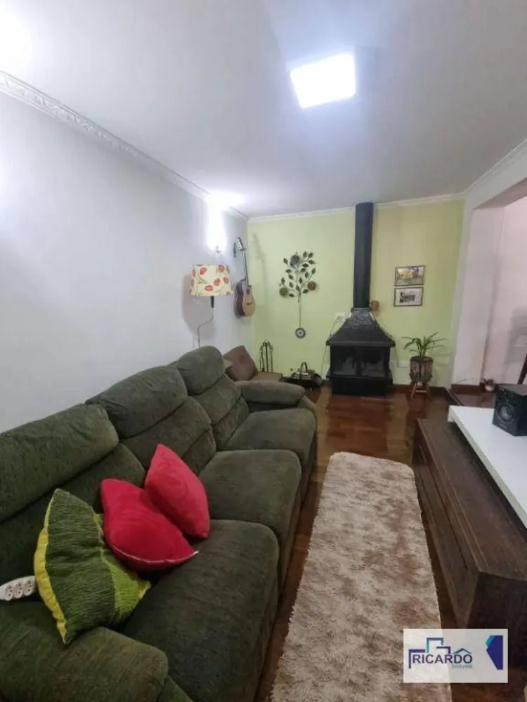 Casa, 2 quartos, 200 m² - Foto 1
