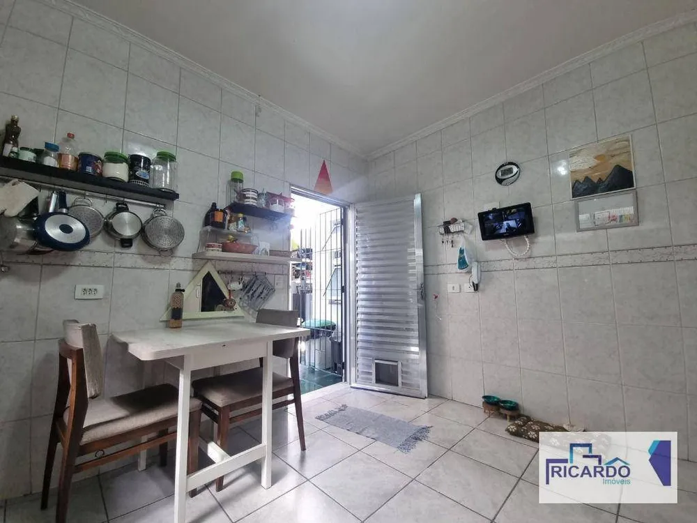 Casa, 2 quartos, 200 m² - Foto 9