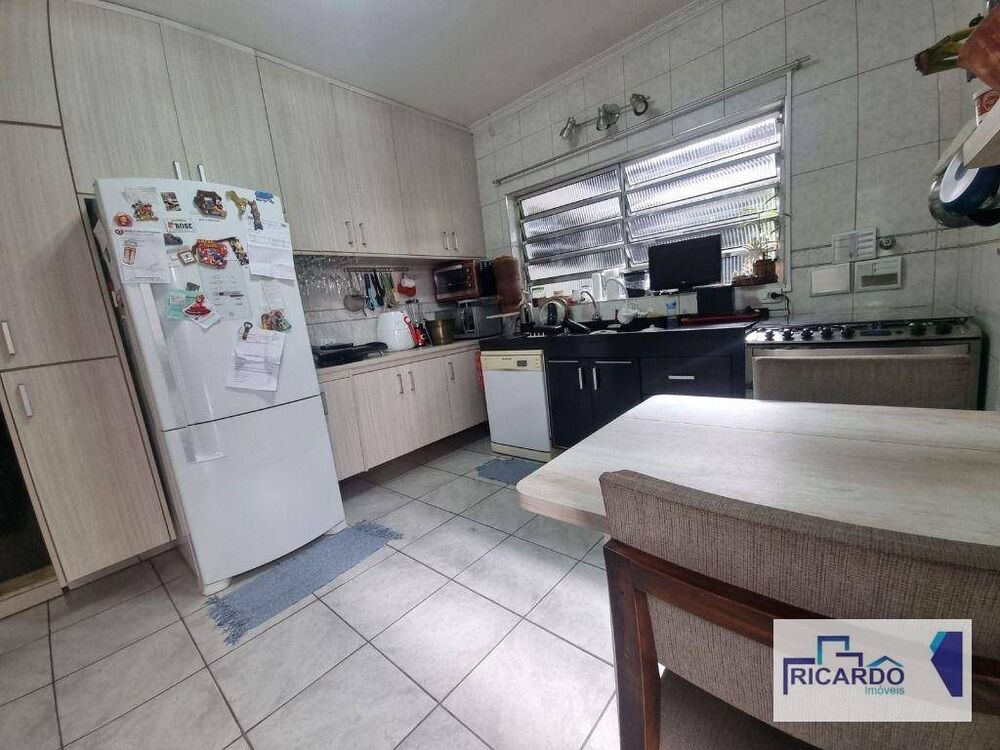 Casa, 2 quartos, 200 m² - Foto 4