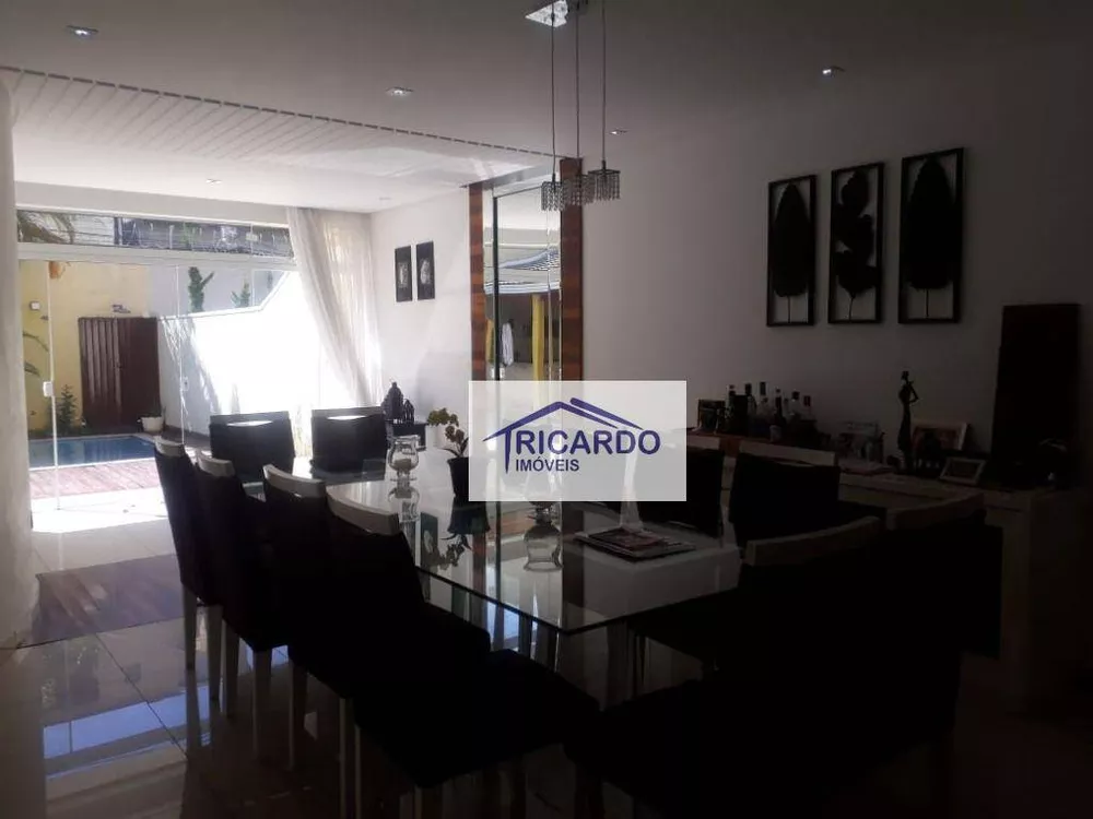 Sobrado, 4 quartos, 585 m² - Foto 3