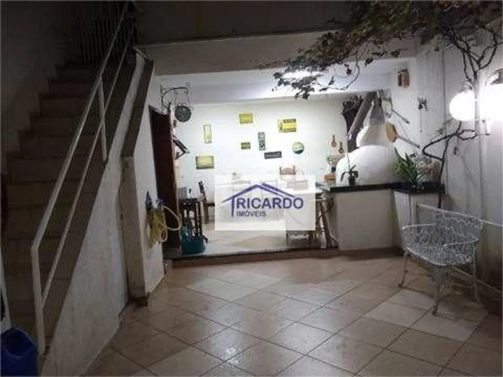 Sobrado, 3 quartos, 230 m² - Foto 2