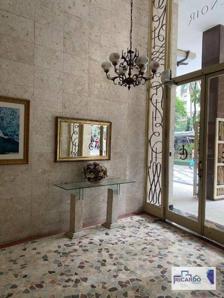 Apartamento, 3 quartos, 250 m² - Foto 2