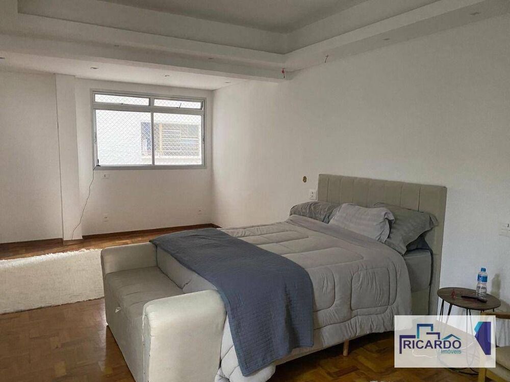 Apartamento, 3 quartos, 250 m² - Foto 1