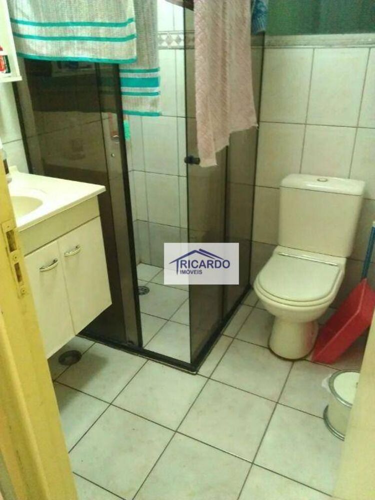 Apartamento à venda com 3 quartos, 63m² - Foto 3