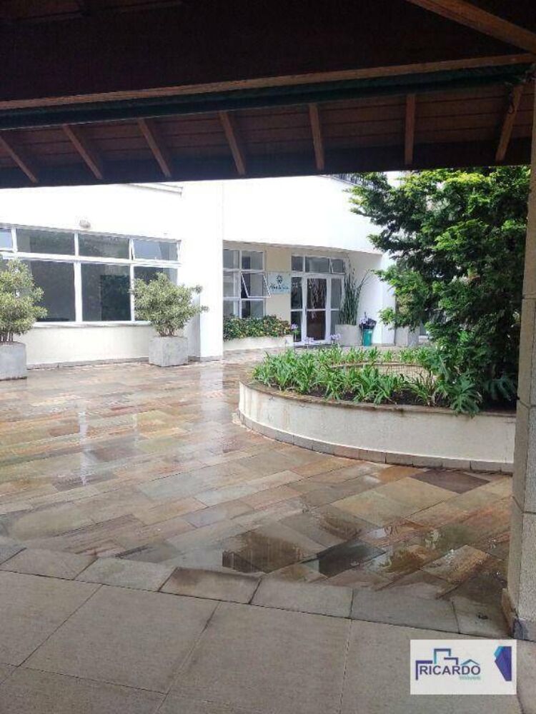 Apartamento para alugar com 3 quartos, 83m² - Foto 10