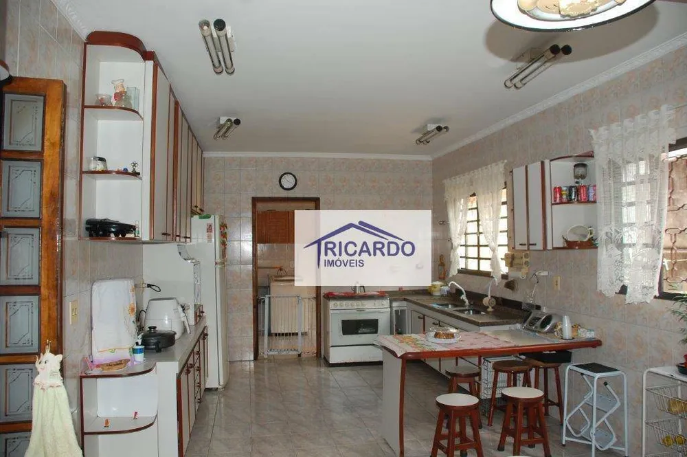 Sobrado, 4 quartos, 352 m² - Foto 17