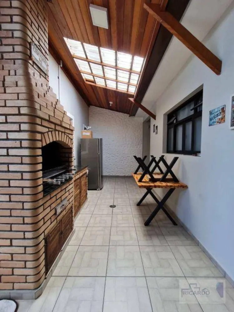 Sobrado, 3 quartos, 192 m² - Foto 2