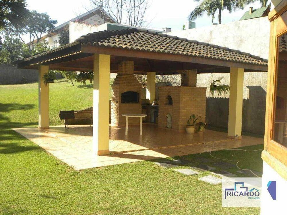 Sobrado, 3 quartos, 350 m² - Foto 1