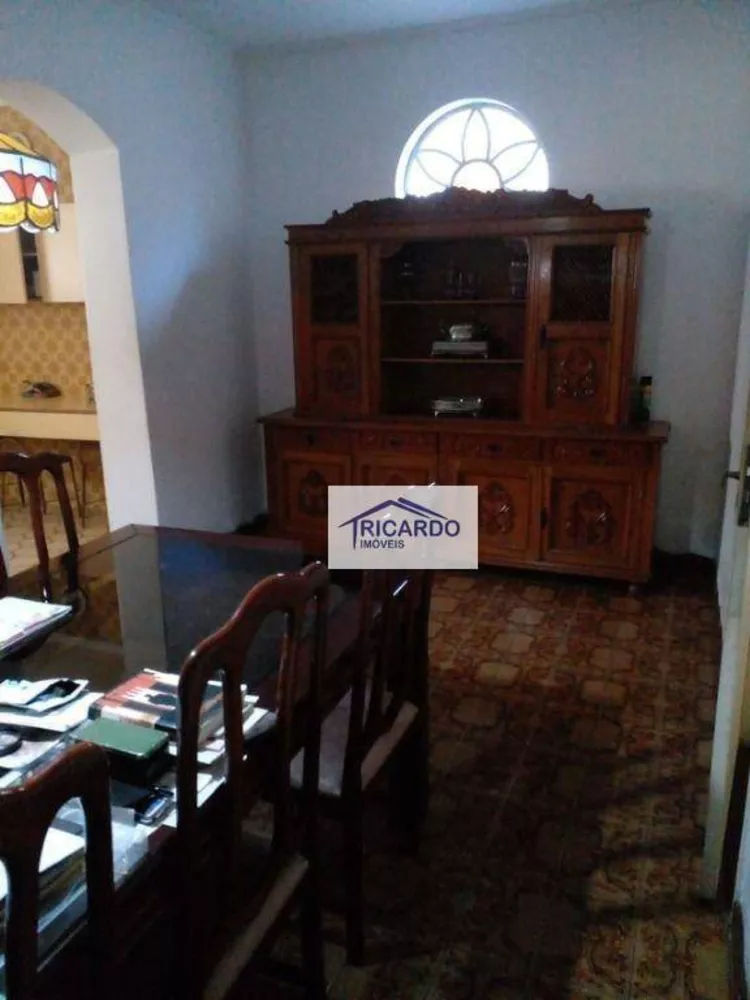 Sobrado à venda com 3 quartos, 350m² - Foto 4