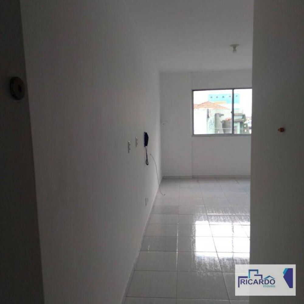 Apartamento para alugar com 1 quarto, 28m² - Foto 1