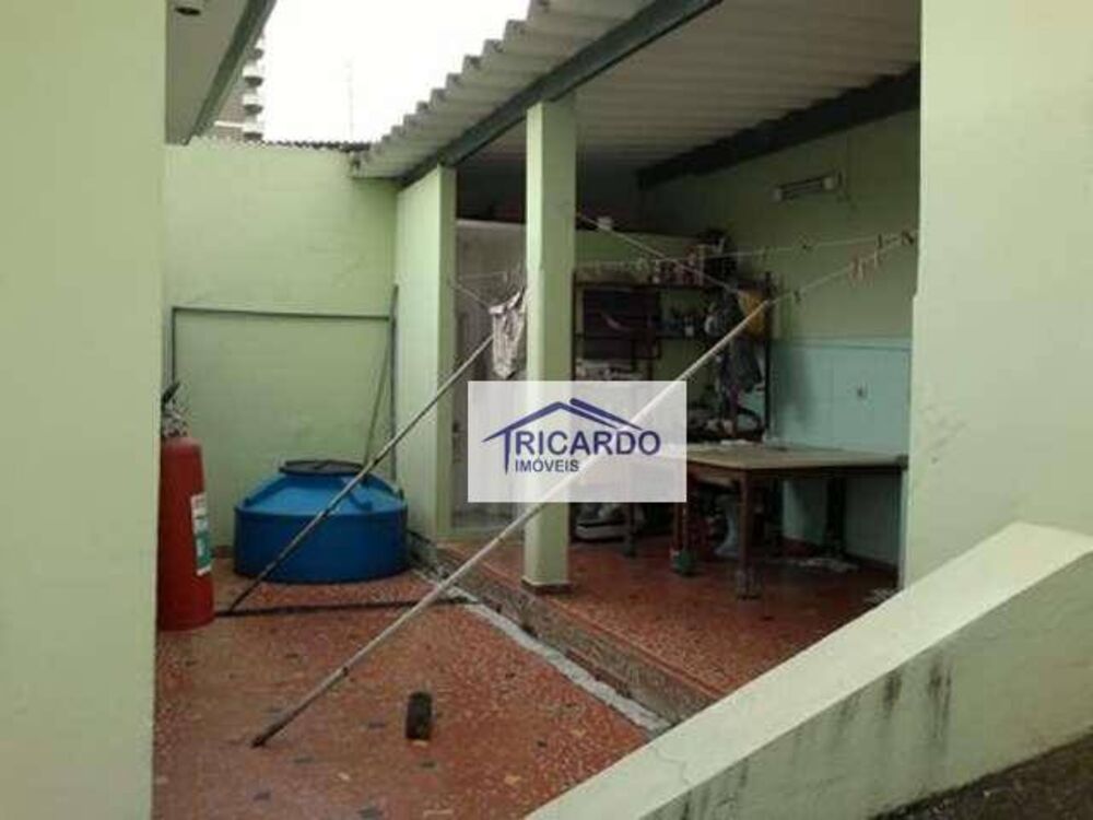 Casa à venda e aluguel com 3 quartos, 150m² - Foto 7