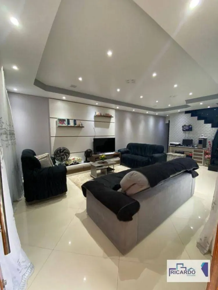 Sobrado, 4 quartos, 290 m² - Foto 1