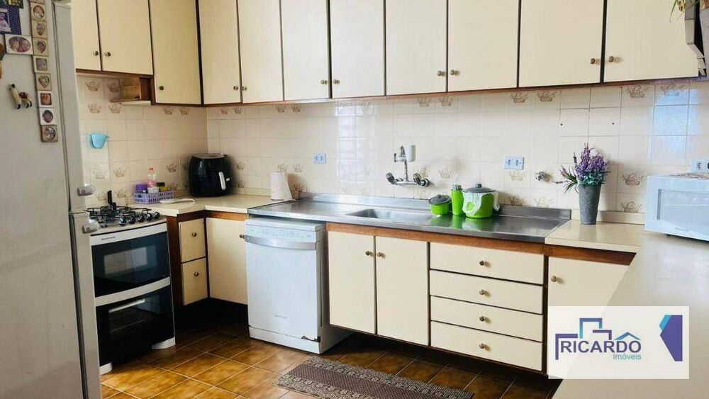 Casa, 3 quartos, 264 m² - Foto 7