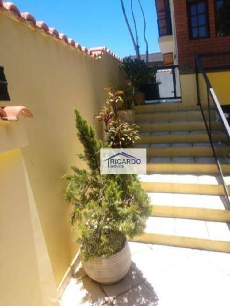 Sobrado, 3 quartos, 348 m² - Foto 4