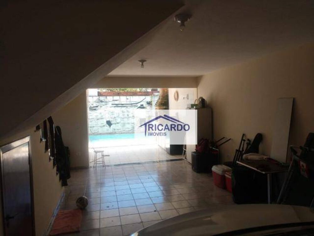 Sobrado, 3 quartos, 348 m² - Foto 3