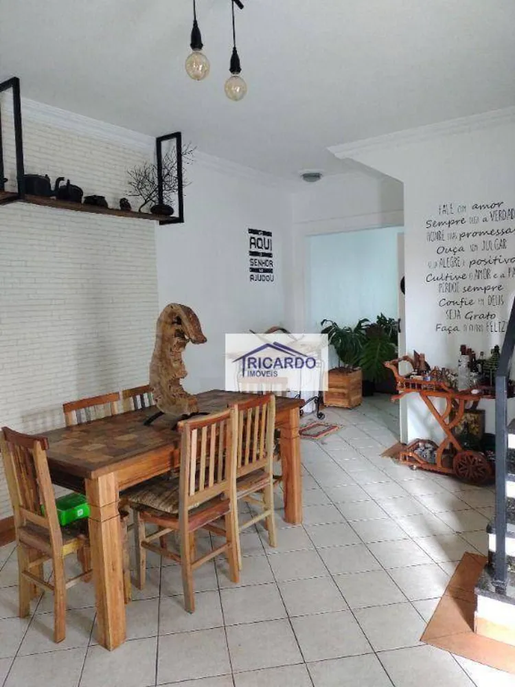 Sobrado, 3 quartos, 182 m² - Foto 3