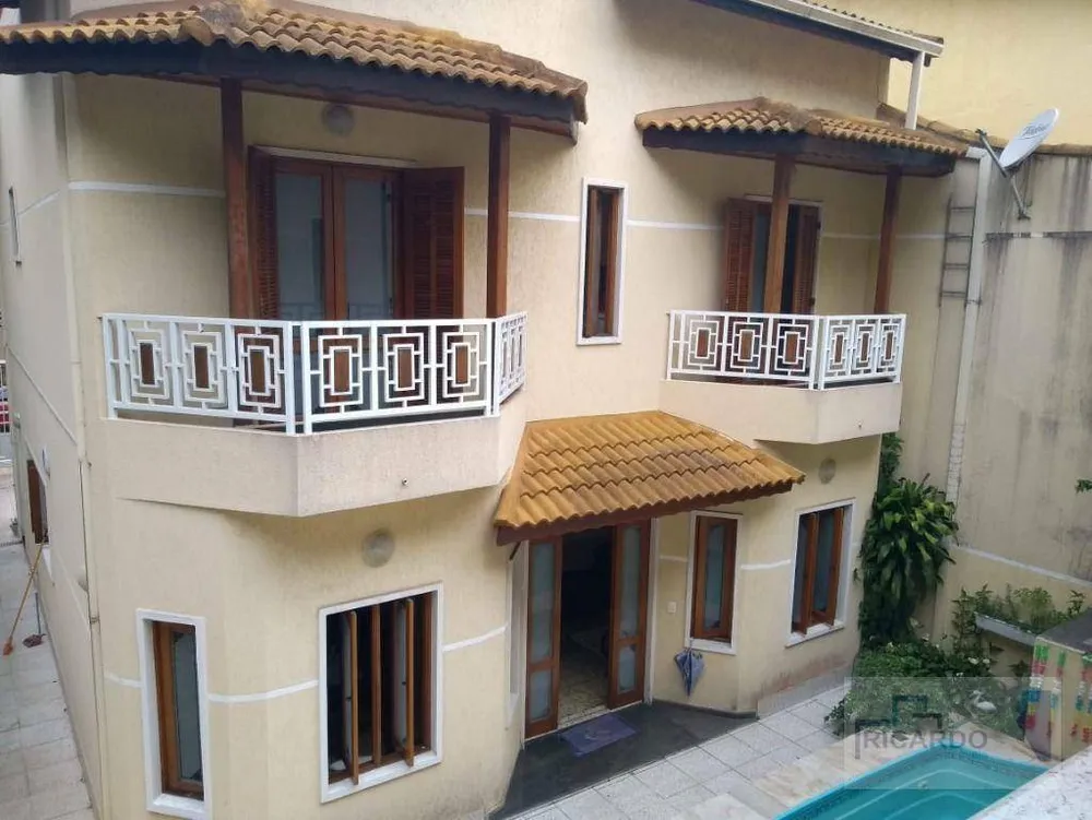 Sobrado, 3 quartos, 305 m² - Foto 6