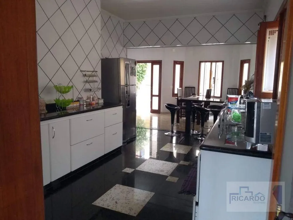 Sobrado, 3 quartos, 305 m² - Foto 8